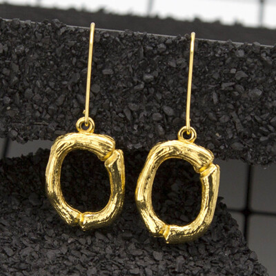 

1 Pair New Fashion Women 26 Letters Stud Earrings Fashion Party Earrings