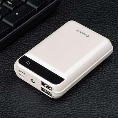 

C555 Small Lightweight LED Digital Display Fast Charging Mobile Power Supply