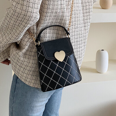 

Small bag 2019 new foreign girl single shoulder Messenger bag fashion wild chic chain portable bucket bag