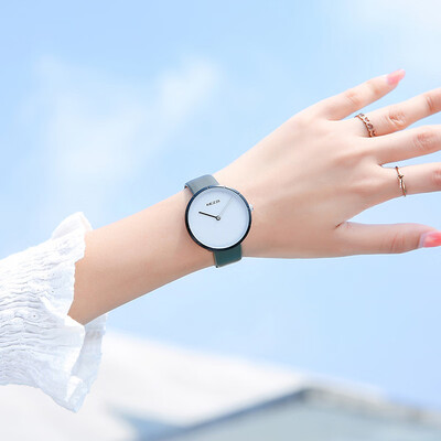 

New concept Korean version of the star watch female lazy magnet stone magnet strap fast hand red man