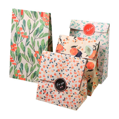 

12PCS Flower Pattern Kraft Gift Treat Cookie Bag With Stickers For Wedding Birthday Party New Paper Treat Bag Paper Gift Bag