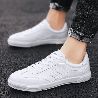 

Canvas shoes men summer white shoes men Korean fashion casual shoes Joker fast red shoes mens fashion shoes