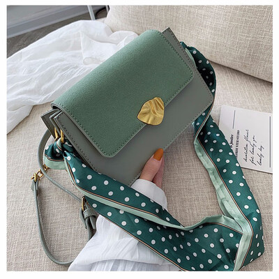 

Summer small fresh womens bag tide Korean version of Joker chain small fashion shoulder Messenger bag