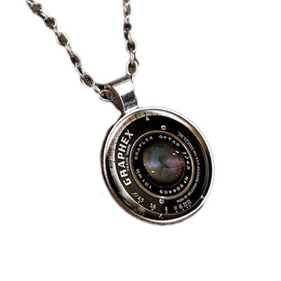 

New High-quality European&American Fashion Personality Camera Lens Accessories Time Gem Necklace