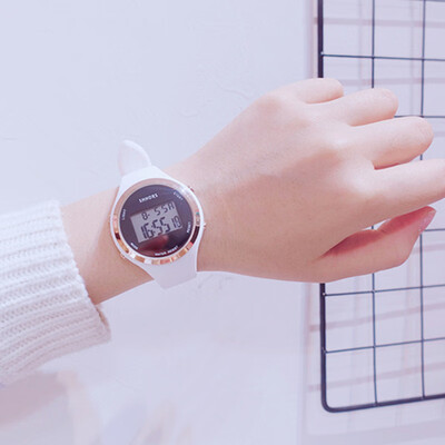 

Sweet Jelly Soft Girls Electronic Watch Korean version of simple ulzzang cute junior high school