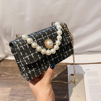 

Wild fairy niche net red fashion chain woolen crossbody bag 2019 new foreign gas lattice pearl handbag