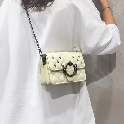 

Popular bag female 2019 new wave Korean version of the wild Messenger bag senior sense bag Western fashion small square bag
