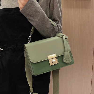 

Fashion handbags handbags 2019 new wild texture scrub shoulder bag ins foreign gas network red Messenger bag