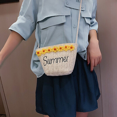 

Tailored Women Straw Flower Fashion Shoulder Bag Messenger Bag Wild Bucket Bag