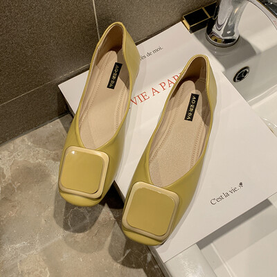 

Flat-bottomed Square Head Single Shoes Women Summer Korean Edition Shallow-mouthed Square Button Bean Shoes with Soft-soled Mom Sh