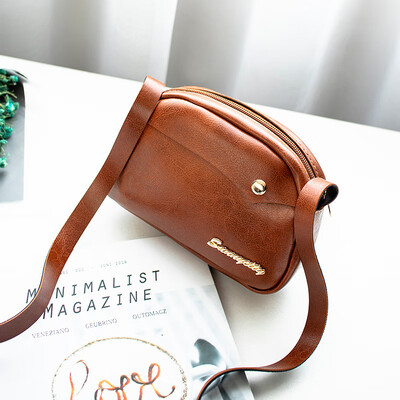 

Small bag 2018 Korean version of the new simple mobile phone bag shoulder Messenger bag retro leisure oily small change packet