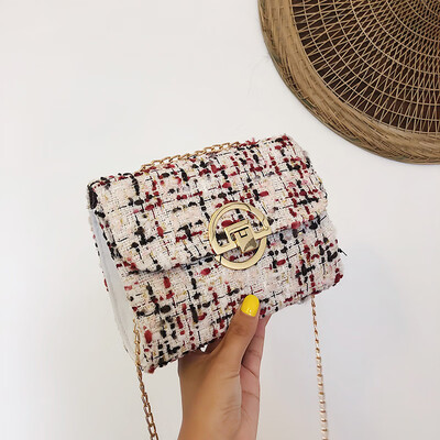 

2019 new popular weaving wind small bag female tide Korean version of the wild color crossbody bag fashion chain shoulder bag