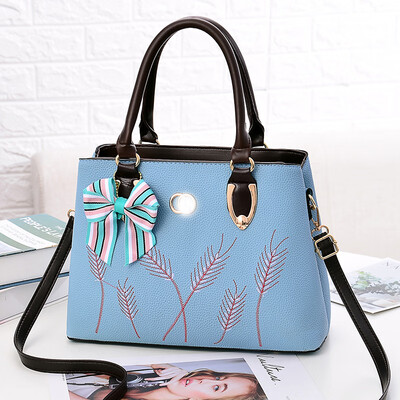 

Womens bag 2019 summer new bag female Europe&America big bag fashion handbags Messenger shoulder bag