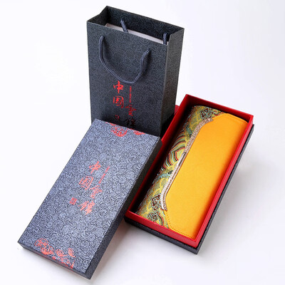 

Chinese style wallet features crafts embroidery ladies handbag