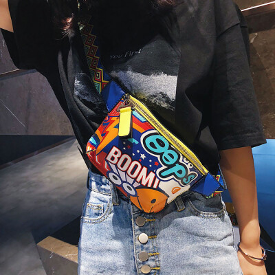 

Tailored Women Chest Shoulder Bag Graffiti Printed Wide Shoulder Strap Messenger Bag BU