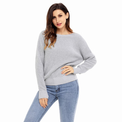 

Round neck long sleeve pullover sweater with two knitted sweaters