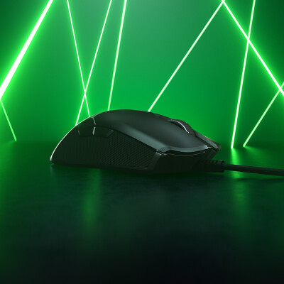 

Razer Viper Wired Gaming Mouse 16000DPI RGB Computer Mice PAW3390 Optical Sensor 60g Lightweight SpeedFlex Cable DPI On-board Stor