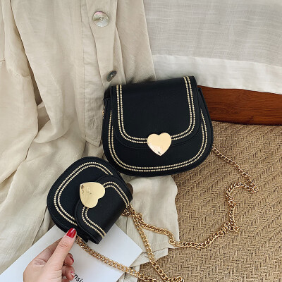 

Qiao Bani 2019 new Korean version of the fashion Dongda simple chain oval flip bag shoulder diagonal trend handbags