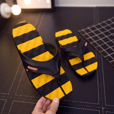 

Mens fashion slippers slip trend casual flip-flops clip feet Joker Korean sandals slippers men