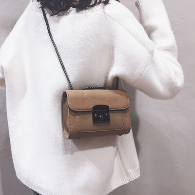 

Ins super fire foreign bag female 2019 new Korean fashion retro wild chain shoulder slung small square bag