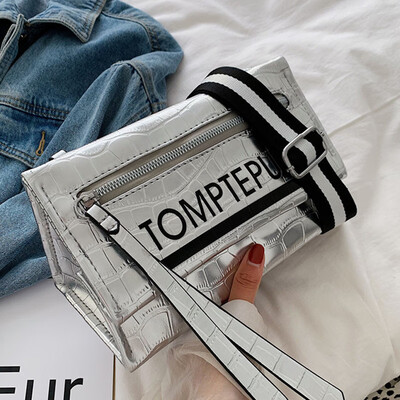 

Internet red model 2019 Korean version 100 single shoulder bag personality letter wide thick belt triangle dumpling bag oblique sa