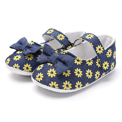 

Newborn First Walkers Shoes Little Daisy Print Female Baby Girl Toddler Shoes Small Fresh Princess Shoes