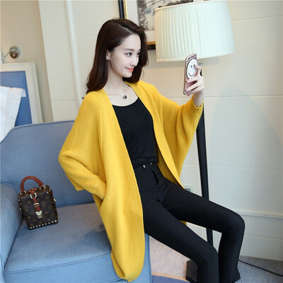 

The new autumnwinter 2018 bat sleeve large size Korean version of the long&loose pure color knitted cardigan sweater