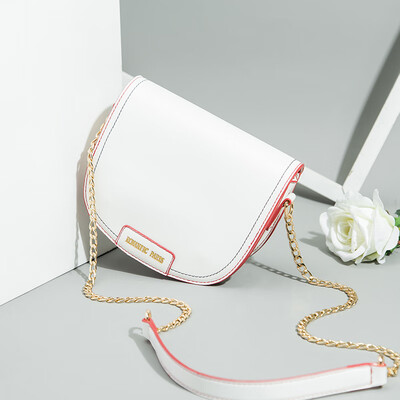 

The Korean version of the chain chic single shoulder oblique satchel