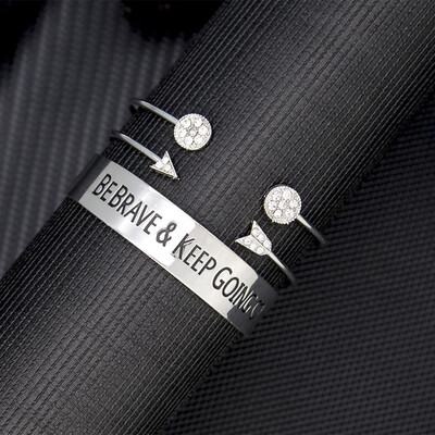 

Toponeto Womens Pearl Styles Crysta Fashion Spot Rhinestone Charm Bracelet