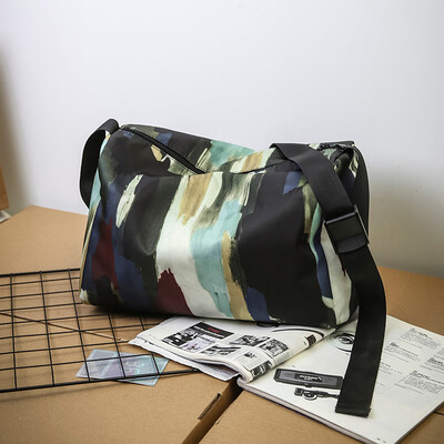 

Tailored Unisex Marble Crossbody Waterproof Large Capacity Bag Package Shoulder Beach Bag