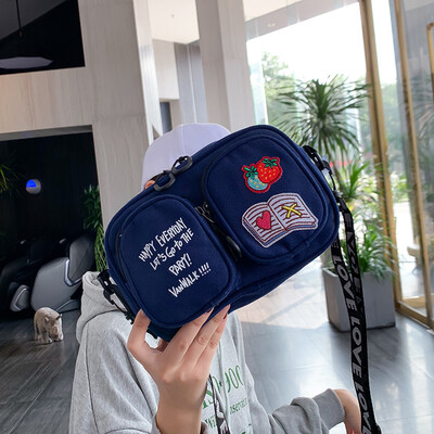 

Canvas small bag female new 2019 tide ins oblique port wind Korean version of the wild student shoulder net red di di package