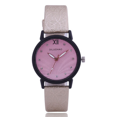 

Irregular belt student watch female model diamond scale