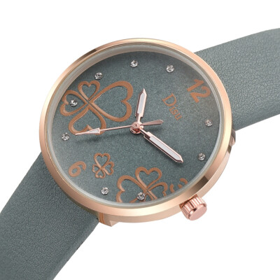 

RM Fashion Lady Frosted Dial Heart Shape Pattern Leather Belt Watch Quartz Watch