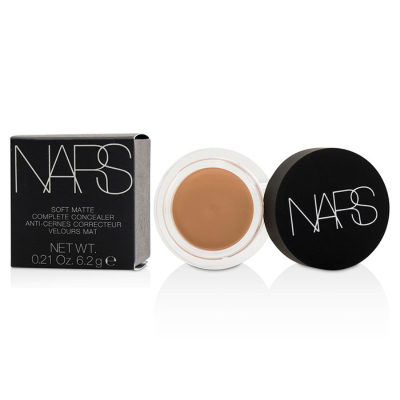 

NARS - Soft Matte Complete Concealer - Honey Light 3 62g021oz