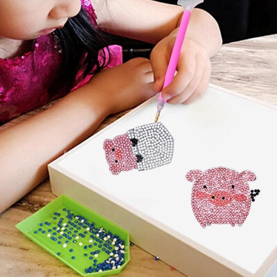 

4pcsSet DIY Diamond Painting Cartoon Pig Resin Bag Keychain Jewelry Gift