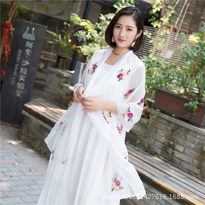 

Factory direct new national wind scarf simulation silk scarf summer thin embroidered silk scarf sunscreen shawl wholesale