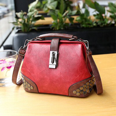 

Women Handbag Leather Small Doctor Bag Women Shoulder Bag Female Crossbody Handbag Lock Chain Rivets Girls Vintage Women Bags