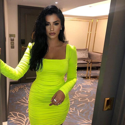 

A generation of womens new 2019 European&American package hip long-sleeved pleated skirt female cross-country autumn&wint