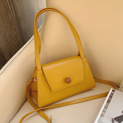 

In summer the French small bag is inclined with a womans bag 2019