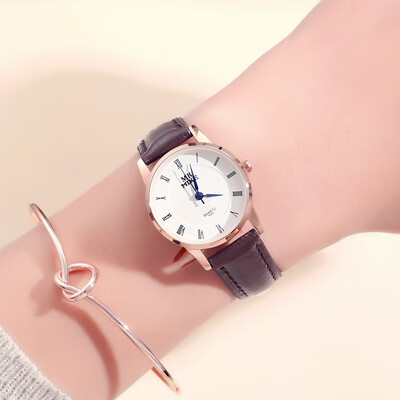 

Trendy simple dial temperament couple waterproof belt watch casual quartz watch