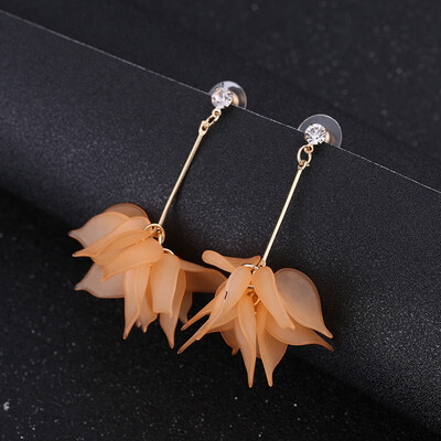 

Petal Tree Leaf Stud Earrings Maple Leaf Earrings Sweet Cute Cute Sprouting Long Girl Heart Stud Earrings