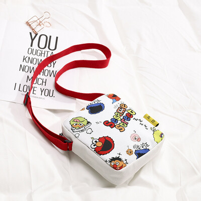 

Korea ins canvas small bag female 2019 new Japanese soft sister casual cartoon Sesame Street Messenger shoulder bag