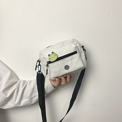 

2019 new cartoon planet canvas small square bag temperament fashion chic Messenger bag female simple wild shoulder bag