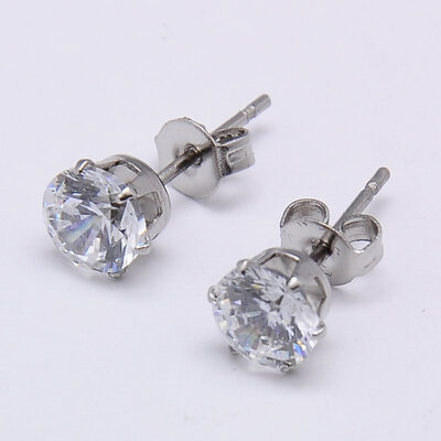 

Cubic Zirconia Ear Studs with 304 Stainless Steel Base Flat Round Stainless Steel Color 4mm Pin 07mm