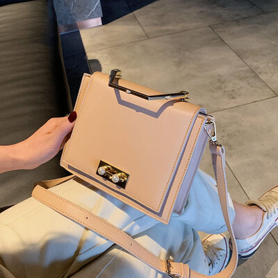 

Advanced sense bag foreign air mobile handbag 2019 new casual Messenger bag female wild ins fashion small square bag