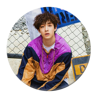 

KPOP Stray Kids New Album Same paragraph Personalized Round Badge Super Cute Bag Pendant Boys Girls Accessories Hot Gift for Fan