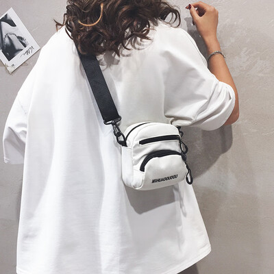 

Cloth bag female 2019 new Korean version of the wild student mini shoulder Messenger bag simple casual wide shoulder strap canvas bag