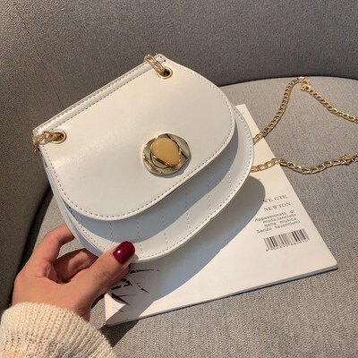 

2019 new texture fashion casual chain slung saddle bag female Sen simple simple wild color shoulder bag