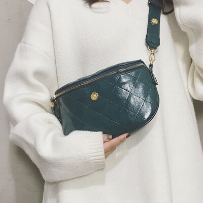 

2019 new womens bag thin section casual pockets phone chest bag ins super fire Sen Ling Po tide shoulder Messenger bag