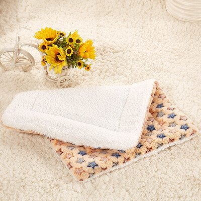 

Dog Cat Puppy Blanket Pet Cushion Bed Soft Velvet Winter Warm Sleep Mat